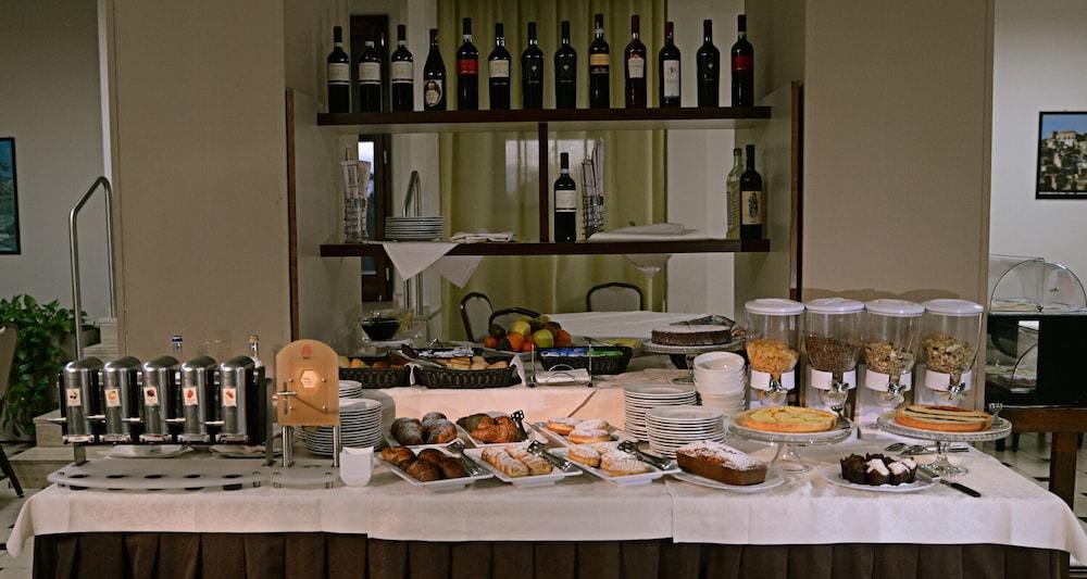 Heraclea Hotel Residence 폴리코로 외부 사진