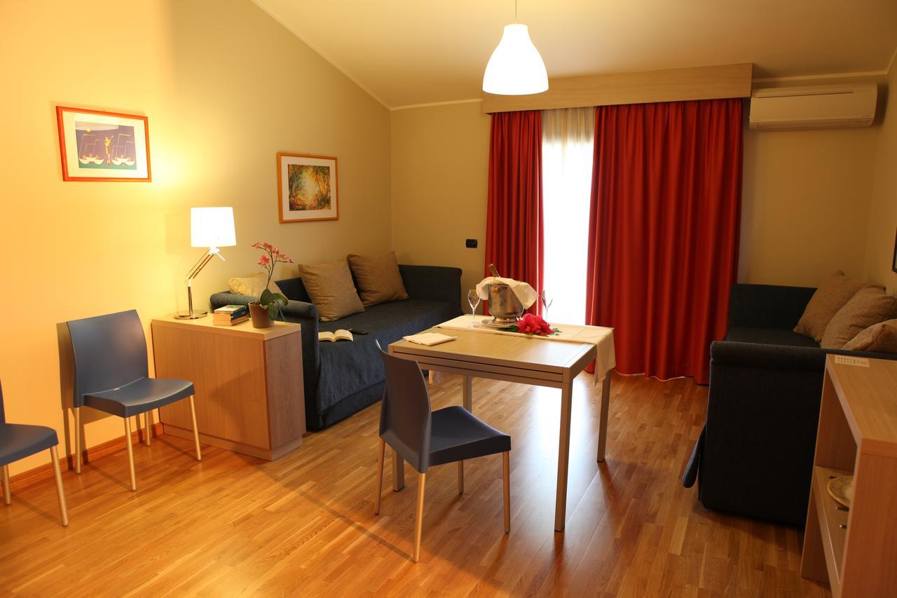 Heraclea Hotel Residence 폴리코로 외부 사진